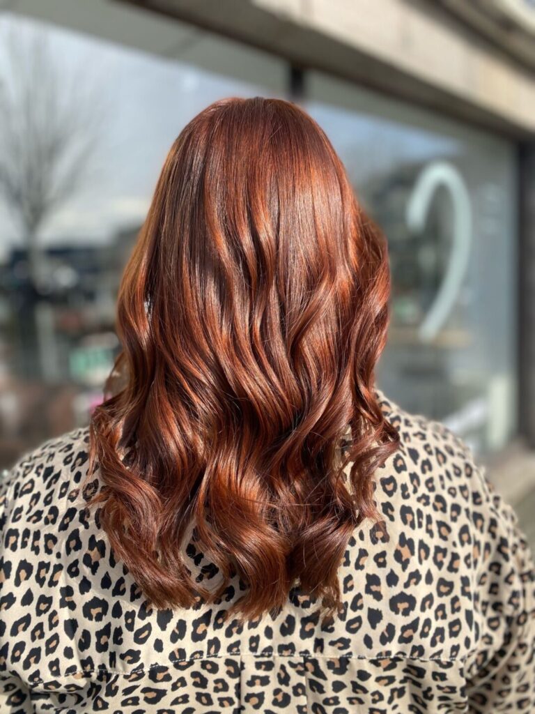 couleur_auburn_long_boucles